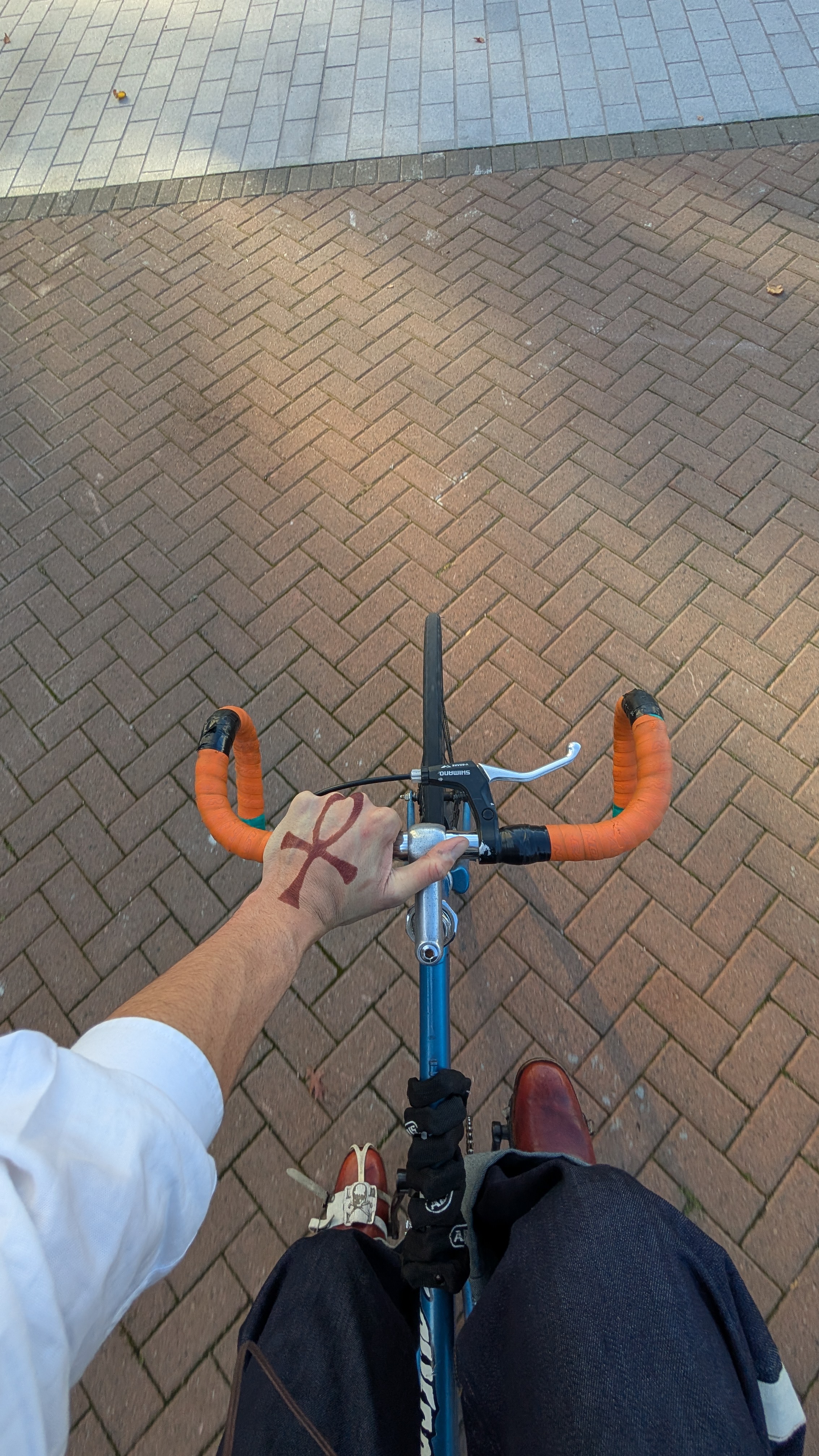 bike ankh